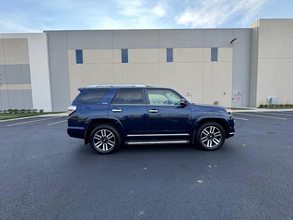 2014 Toyota 4Runner 5th Gen - Image 13 of 31