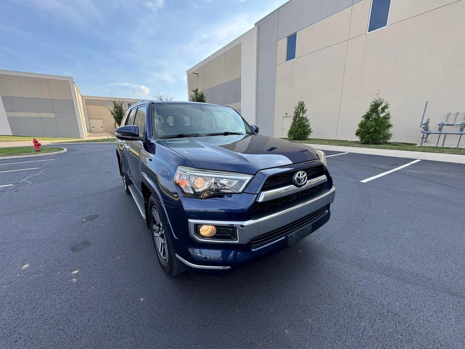 2014 Toyota 4Runner 5th Gen - Image 7 of 31
