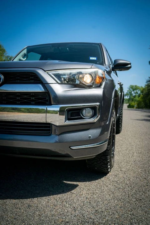 2014 Toyota 4Runner 5th Gen - Image 16 of 17