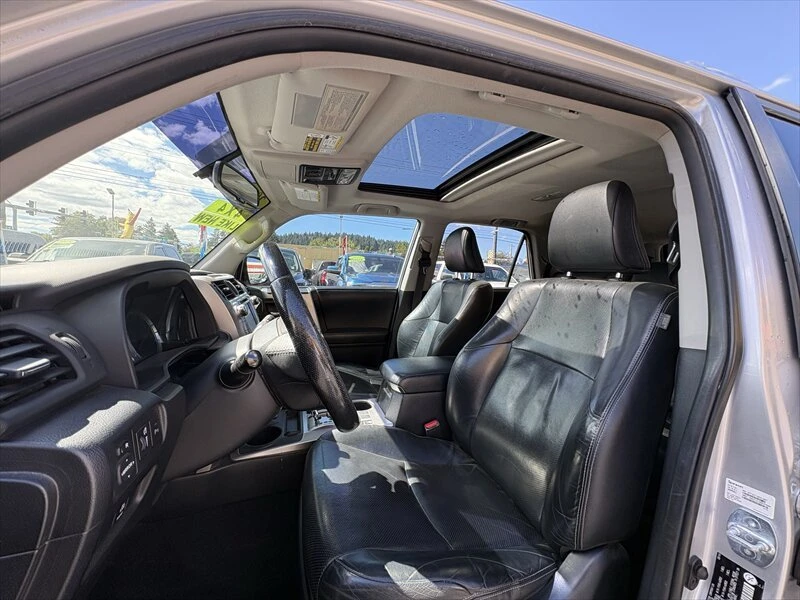 2014 Toyota 4Runner 5th Gen - Image 11 of 16