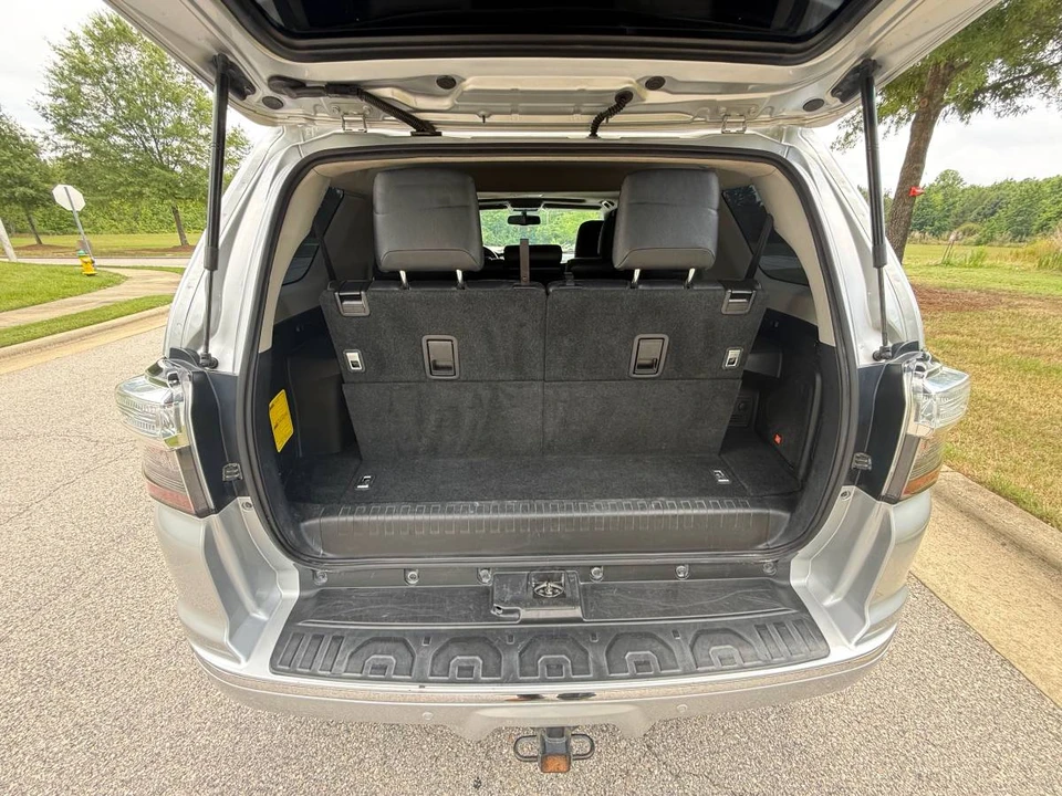 2014 Toyota 4Runner 5th Gen - Image 10 of 13