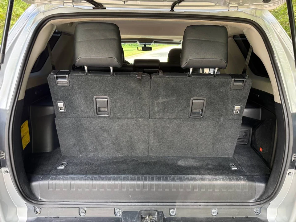 2014 Toyota 4Runner 5th Gen - Image 11 of 15