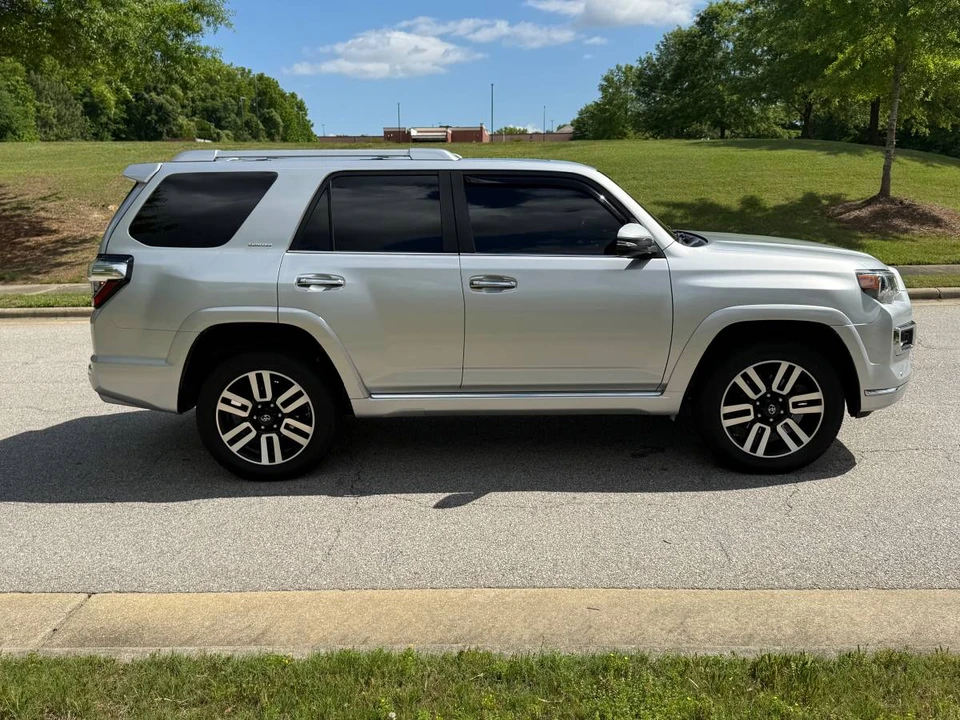 2014 Toyota 4Runner 5th Gen - Image 4 of 15