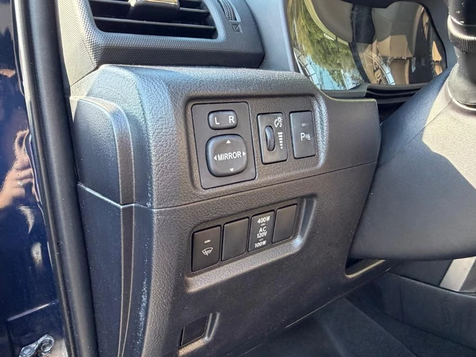 2014 Toyota 4Runner 5th Gen - Image 9 of 31