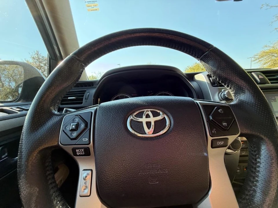 2014 Toyota 4Runner 5th Gen - Image 13 of 31