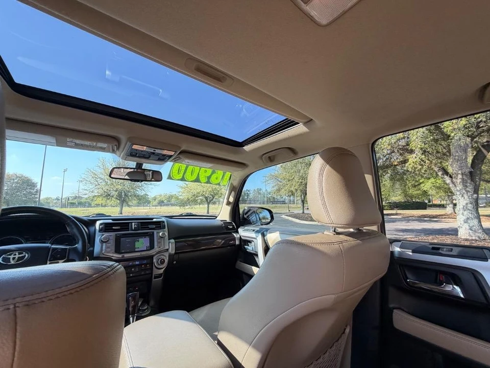 2014 Toyota 4Runner 5th Gen - Image 29 of 31