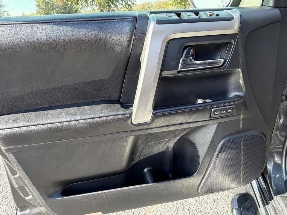 2014 Toyota 4Runner 5th Gen - Image 6 of 21