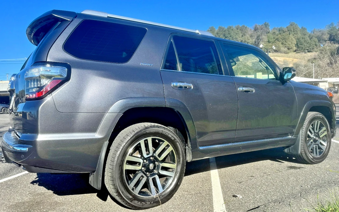 2014 Toyota 4Runner 5th Gen - Image 3 of 21