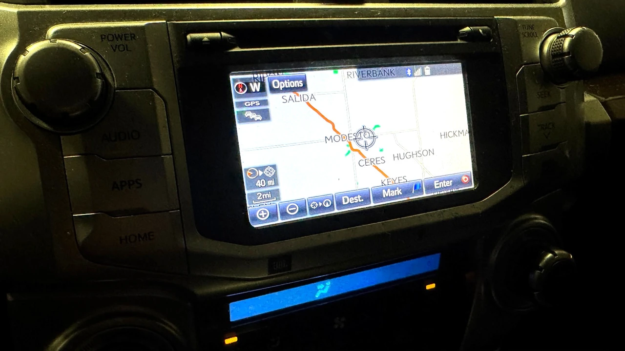 2014 Toyota 4Runner 5th Gen - Image 19 of 21