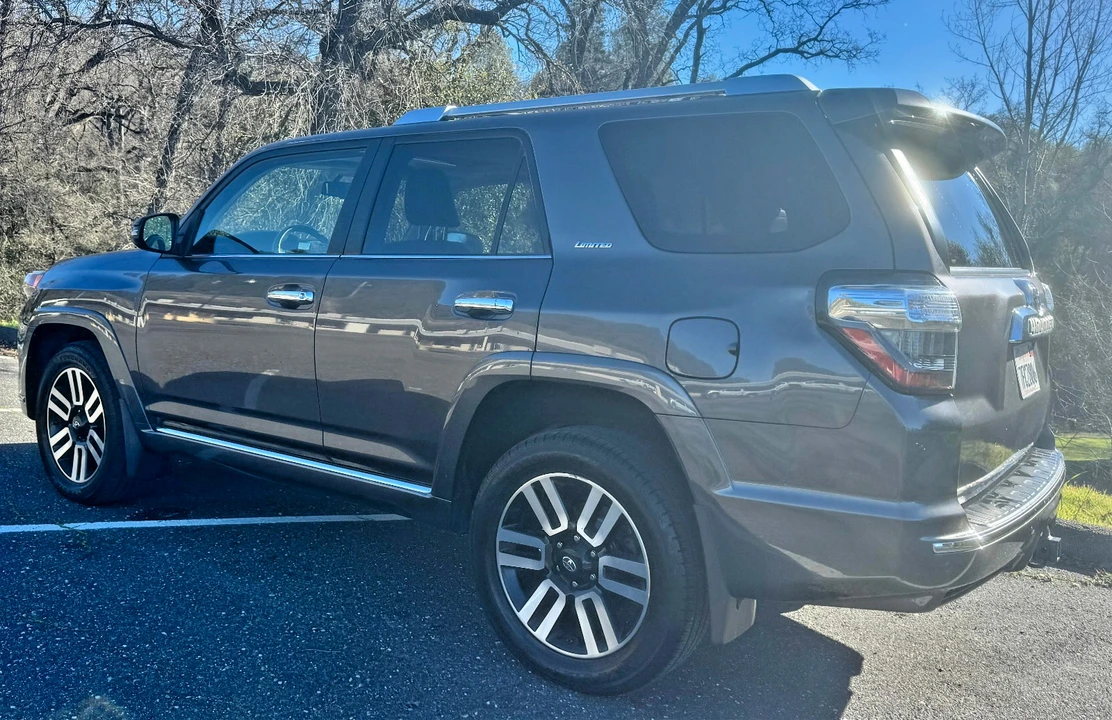 2014 Toyota 4Runner 5th Gen - Image 5 of 21
