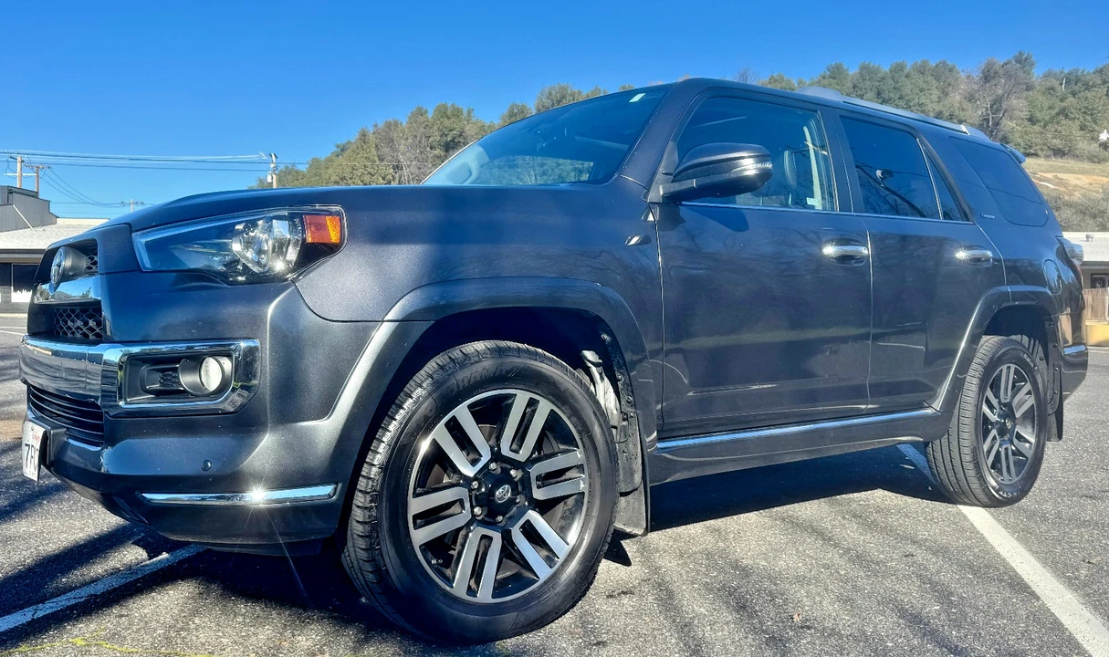 2014 Toyota 4Runner 5th Gen - Image 8 of 21