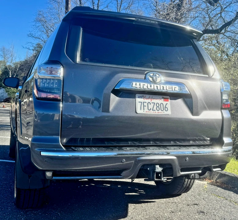2014 Toyota 4Runner 5th Gen - Image 4 of 21