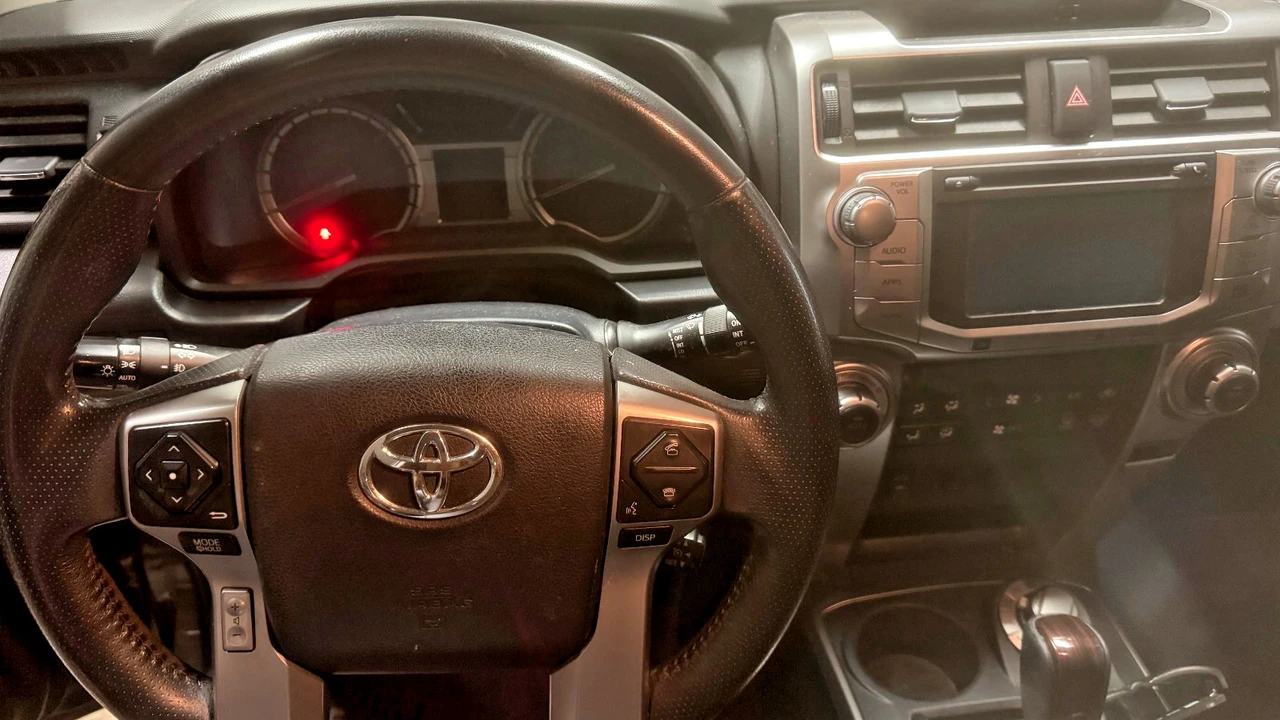 2014 Toyota 4Runner 5th Gen - Image 10 of 21