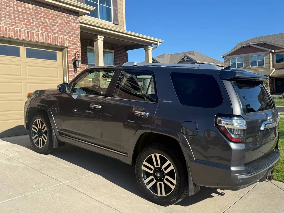 2014 Toyota 4Runner 5th Gen - Image 6 of 14
