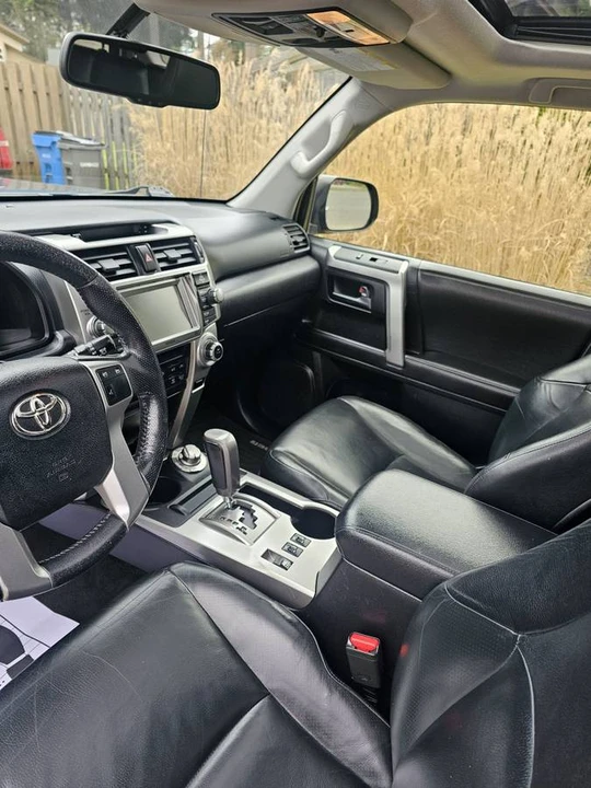 2014 Toyota 4Runner 5th Gen - Image 5 of 9