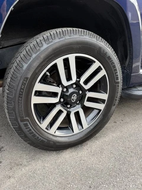 2014 Toyota 4Runner 5th Gen - Image 4 of 15