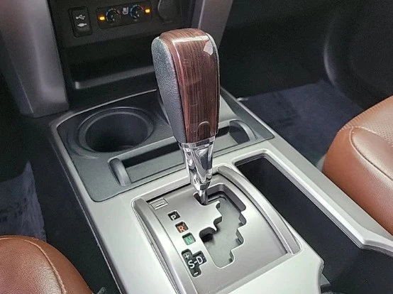 2014 Toyota 4Runner 5th Gen - Image 7 of 12