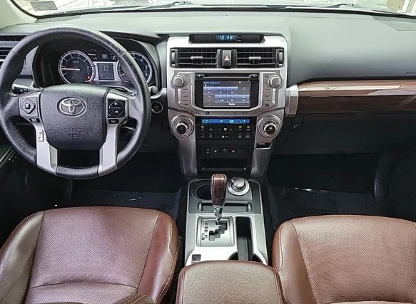 2014 Toyota 4Runner 5th Gen - Image 9 of 12