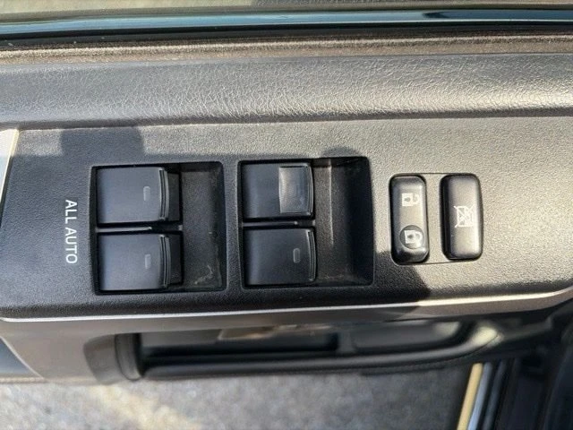 2014 Toyota 4Runner 5th Gen - Image 17 of 20