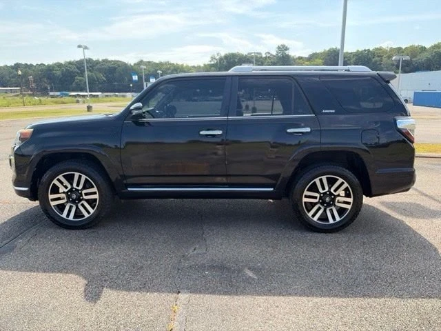 2014 Toyota 4Runner 5th Gen - Image 9 of 20