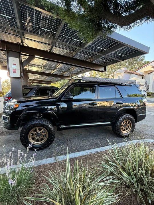 2014 Toyota 4Runner 5th Gen - Image 2 of 20