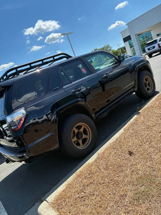 2014 Toyota 4Runner 5th Gen - Image 2 of 14