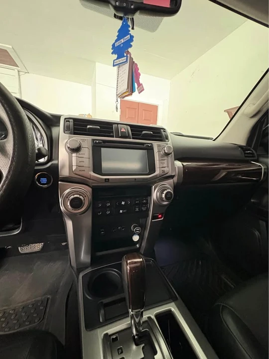 2014 Toyota 4Runner 5th Gen - Image 4 of 9