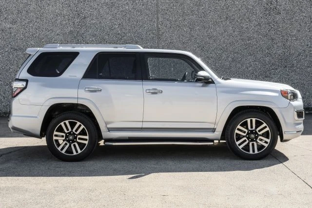 2014 Toyota 4Runner 5th Gen - Image 7 of 21