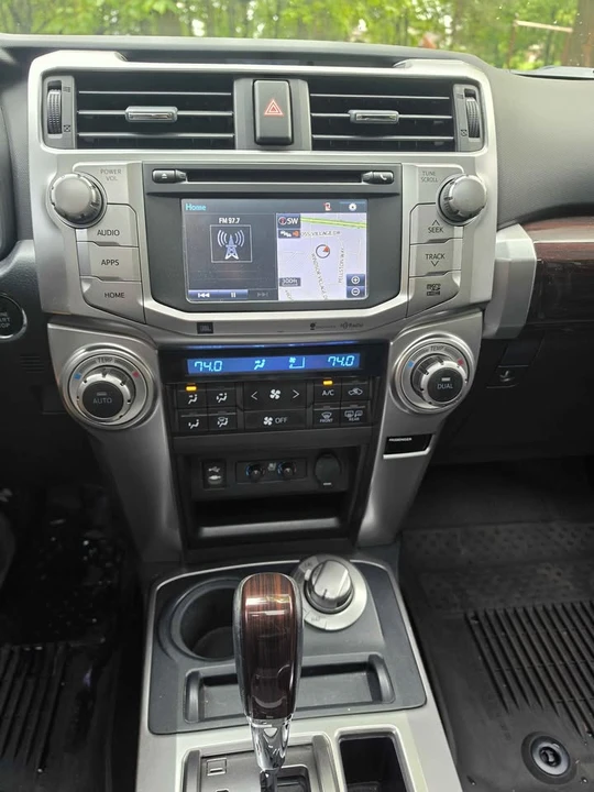 2014 Toyota 4Runner 5th Gen - Image 15 of 18