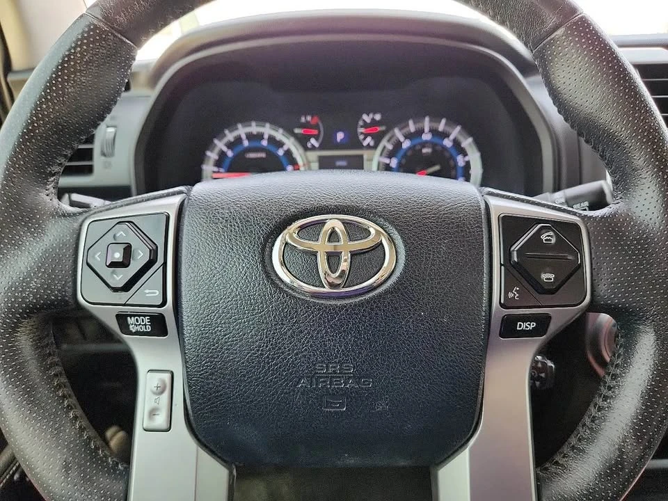 2014 Toyota 4Runner 5th Gen - Image 11 of 17