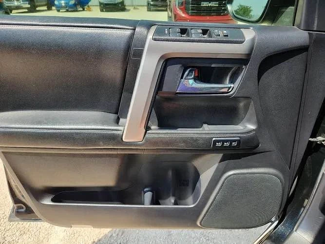 2014 Toyota 4Runner 5th Gen - Image 14 of 20