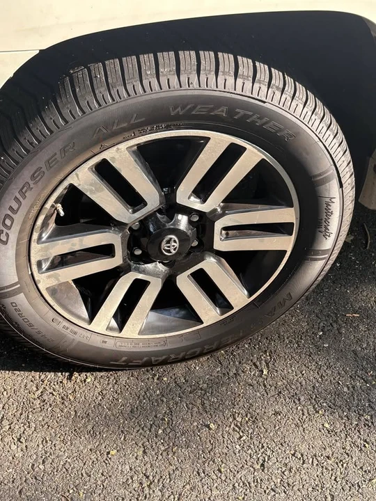 2014 Toyota 4Runner 5th Gen - Image 8 of 9