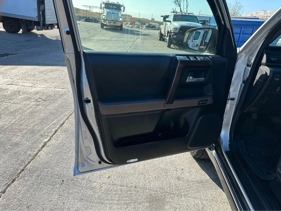 2014 Toyota 4Runner 5th Gen - Image 19 of 20