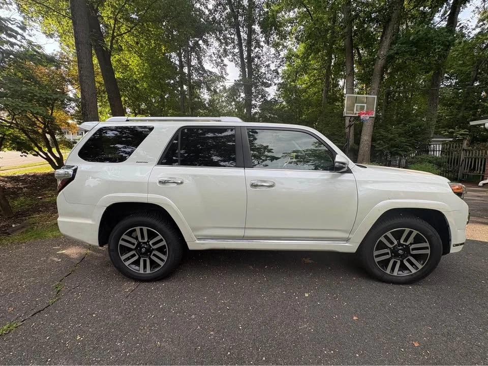 2014 Toyota 4Runner 5th Gen - Image 2 of 9