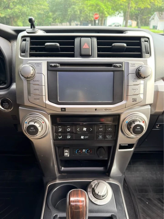 2014 Toyota 4Runner 5th Gen - Image 10 of 15