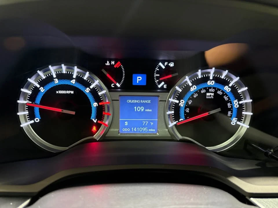 2014 Toyota 4Runner 5th Gen - Image 8 of 9