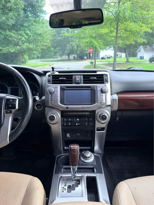 2014 Toyota 4Runner 5th Gen - Image 9 of 15