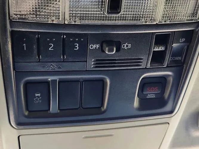 2014 Toyota 4Runner 5th Gen - Image 17 of 20