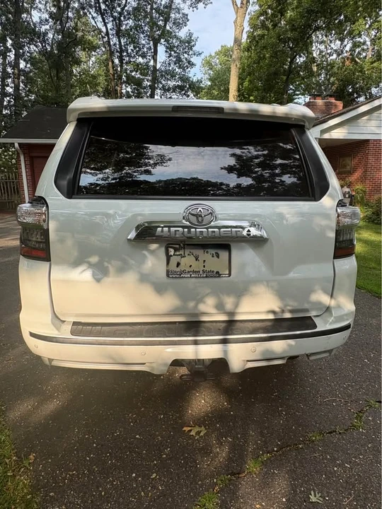 2014 Toyota 4Runner 5th Gen - Image 3 of 9