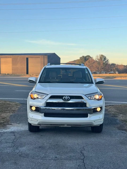 2014 Toyota 4Runner 5th Gen - Image 3 of 20