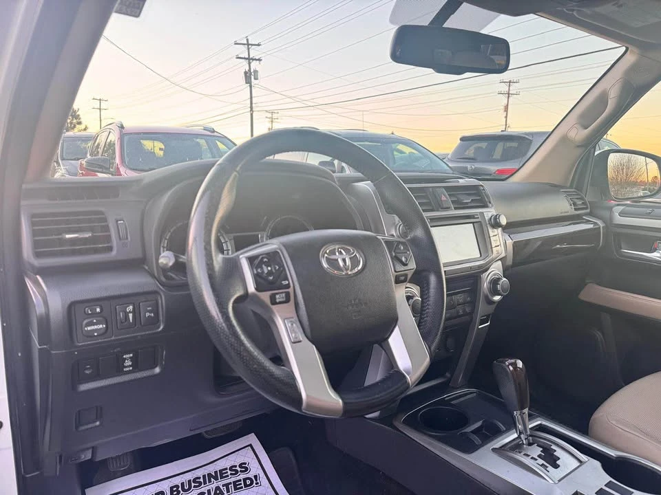 2014 Toyota 4Runner 5th Gen - Image 11 of 20