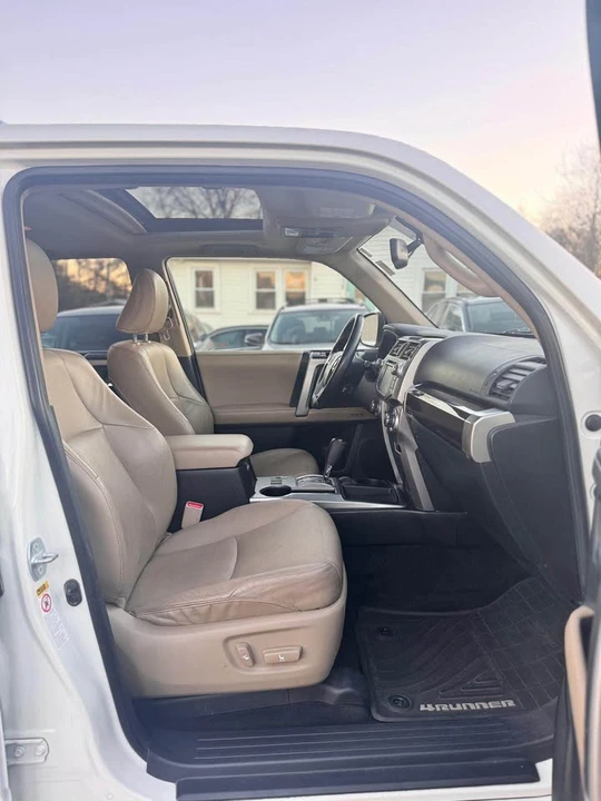 2014 Toyota 4Runner 5th Gen - Image 13 of 20