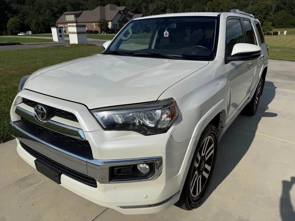 2014 Toyota 4Runner 5th Gen - Image 3 of 13