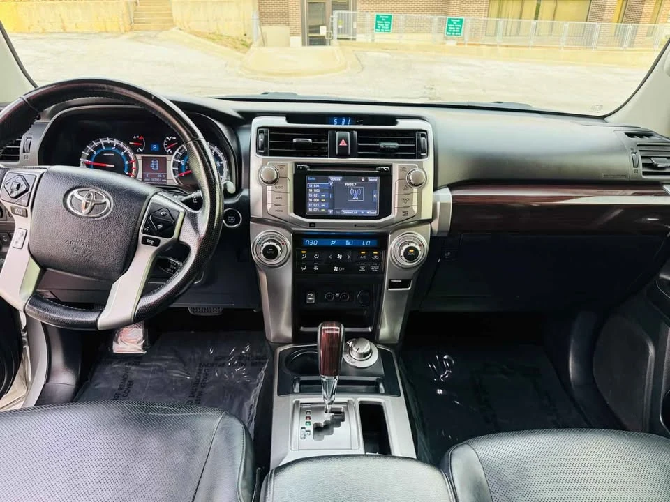 2014 Toyota 4Runner 5th Gen - Image 9 of 17