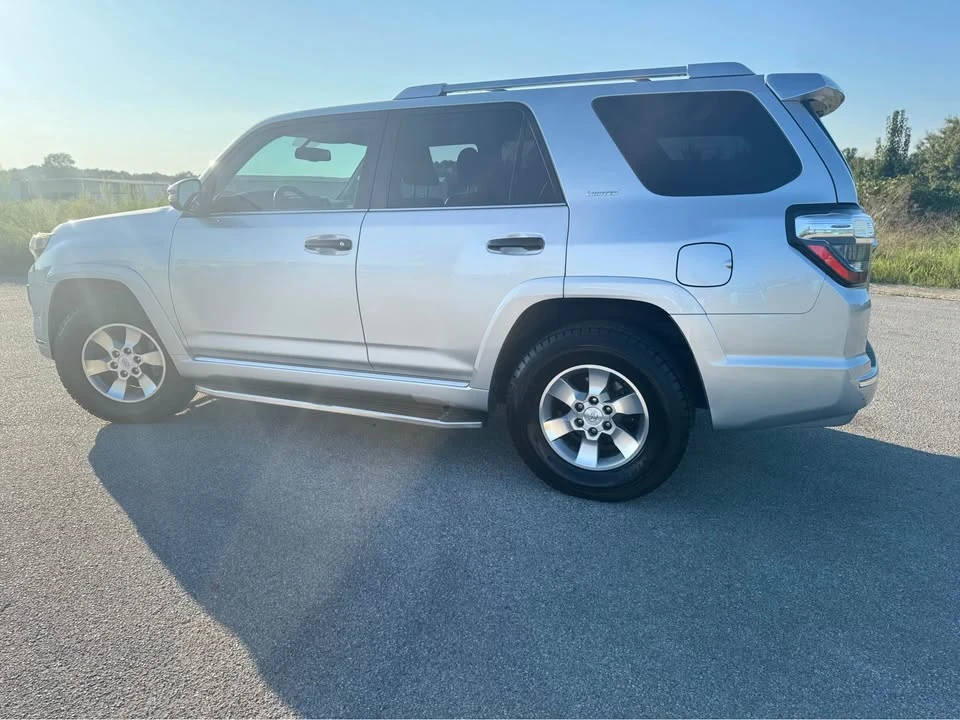 2014 Toyota 4Runner 5th Gen - Image 6 of 17