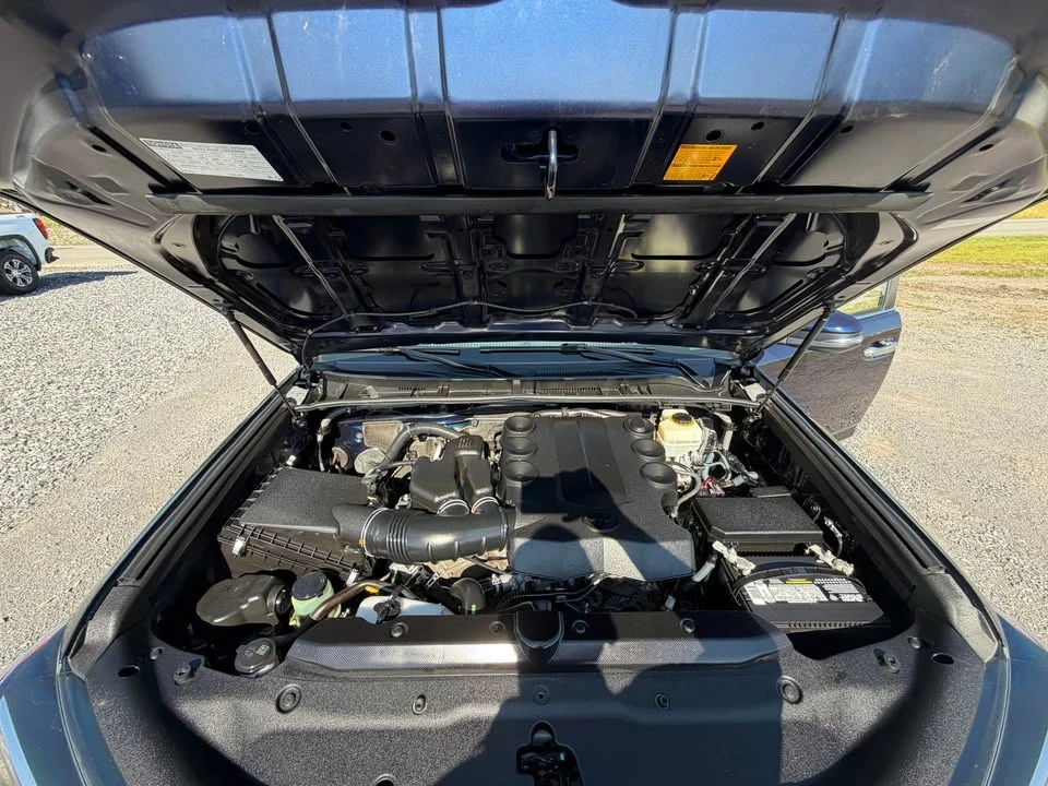 2014 Toyota 4Runner 5th Gen - Image 17 of 18