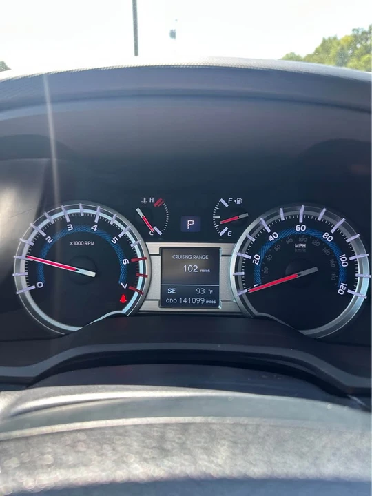 2014 Toyota 4Runner 5th Gen - Image 7 of 9
