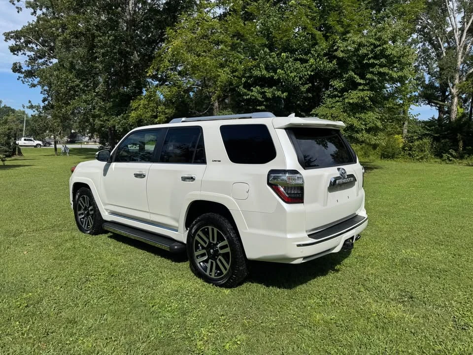 2014 Toyota 4Runner 5th Gen - Image 3 of 16