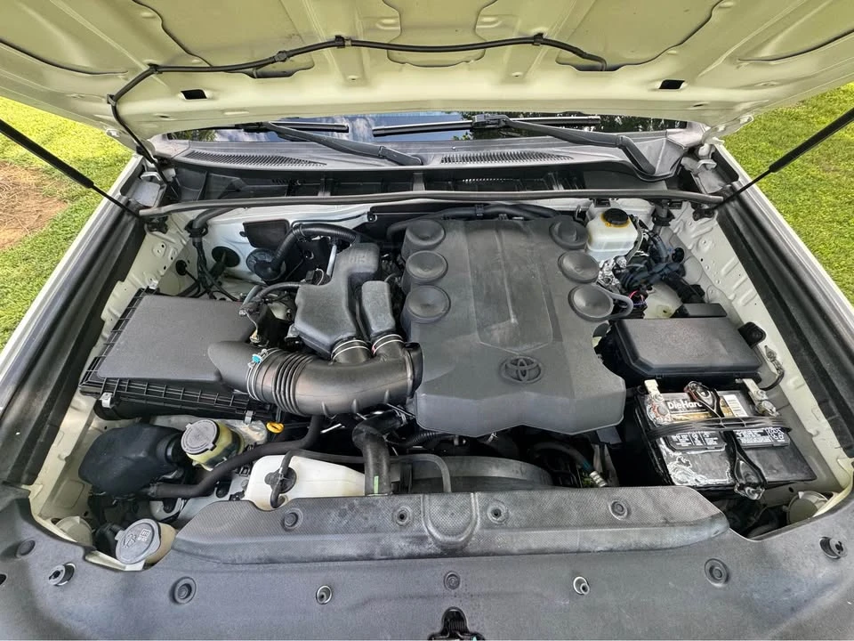 2014 Toyota 4Runner 5th Gen - Image 15 of 16