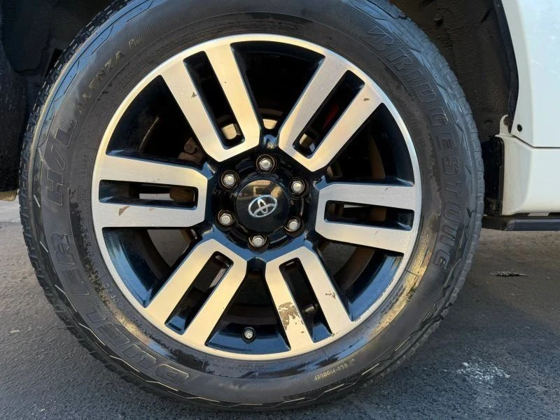 2014 Toyota 4Runner 5th Gen - Image 18 of 20